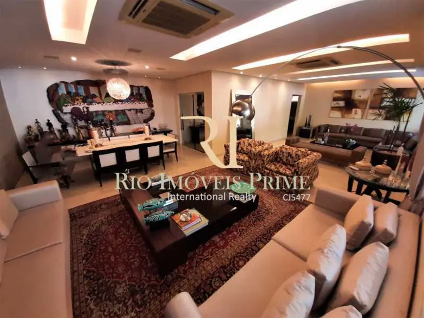 Casa de Condomínio com 6 quartos à venda, 567m2 em Rio De Janeiro - RJ - imagem 8 Foto 8 de Casa de Condomínio com 6 quartos à venda, 567m2 em Rio De Janeiro - RJ