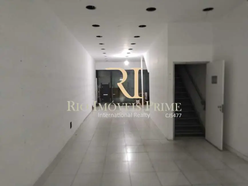 Loja à venda, 339m2 em Rio De Janeiro - RJ - imagem 8 Foto 8 de Loja à venda, 339m2 em Rio De Janeiro - RJ