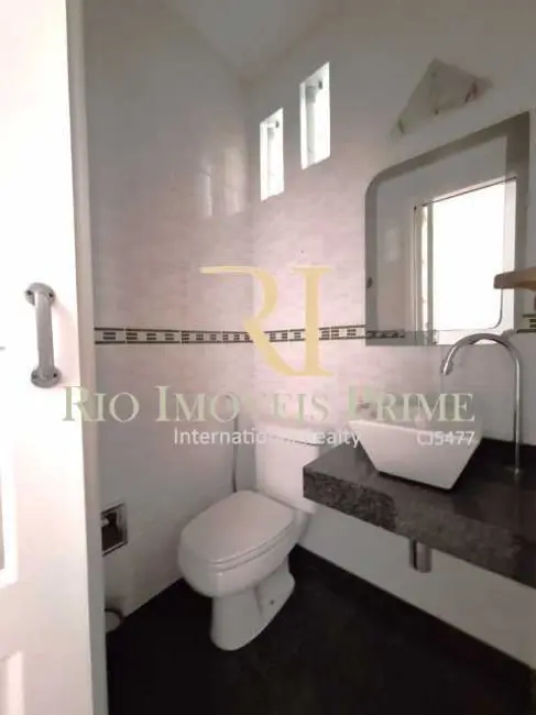 Apartamento com 3 quartos à venda, 137m2 em Rio De Janeiro - RJ - imagem 5 Foto 5 de Apartamento com 3 quartos à venda, 137m2 em Rio De Janeiro - RJ