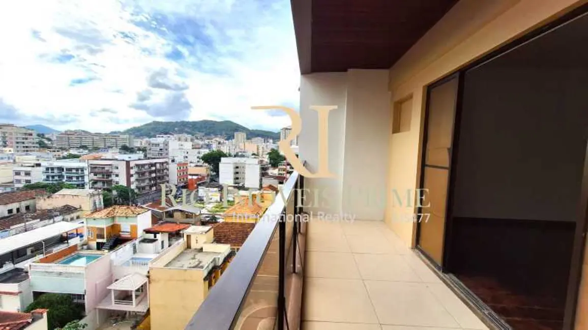 Apartamento com 3 quartos para alugar, 132m2 em Rio De Janeiro - RJ - imagem 4 Foto 4 de Apartamento com 3 quartos para alugar, 132m2 em Rio De Janeiro - RJ