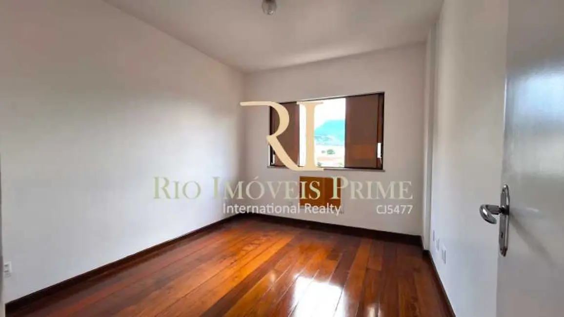 Apartamento com 3 quartos para alugar, 132m2 em Rio De Janeiro - RJ - imagem 9 Foto 9 de Apartamento com 3 quartos para alugar, 132m2 em Rio De Janeiro - RJ