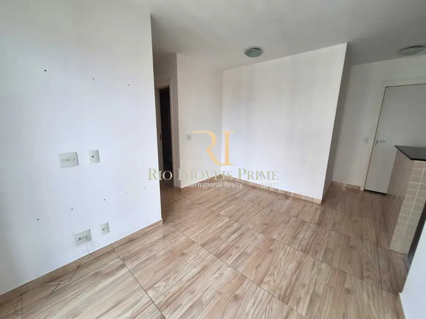 Foto 6 de Apartamento com 2 quartos para alugar, 49m2 em Rio De Janeiro - RJ