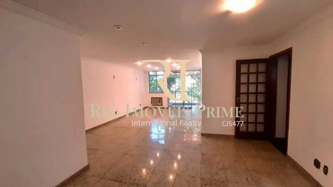 Foto 2 de Apartamento com 4 quartos à venda, 157m2 em Rio De Janeiro - RJ