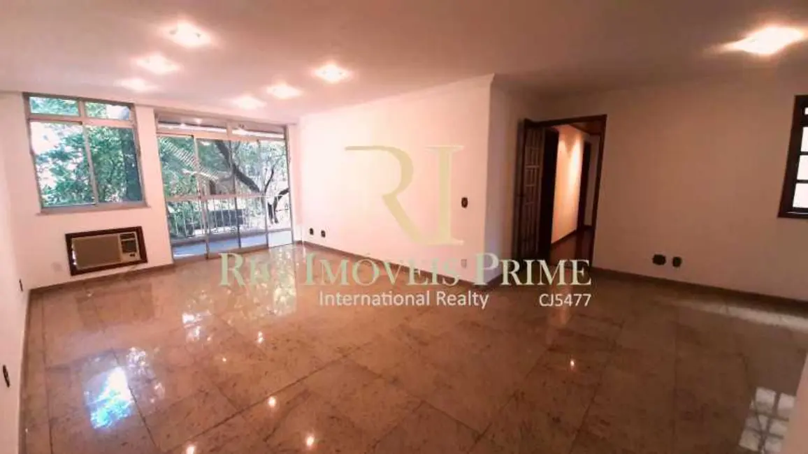 Foto 3 de Apartamento com 4 quartos à venda, 157m2 em Rio De Janeiro - RJ