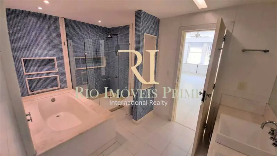 Foto 9 de Apartamento com 4 quartos à venda, 305m2 em Rio De Janeiro - RJ