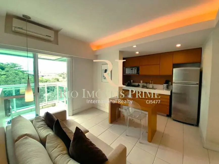 Loft / Flat com 2 quartos à venda, 72m2 em Rio De Janeiro - RJ - imagem 8 Foto 8 de Loft / Flat com 2 quartos à venda, 72m2 em Rio De Janeiro - RJ
