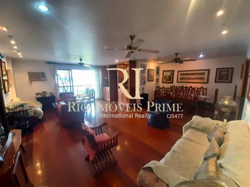 Foto 3 de Apartamento com 4 quartos à venda, 170m2 em Rio De Janeiro - RJ