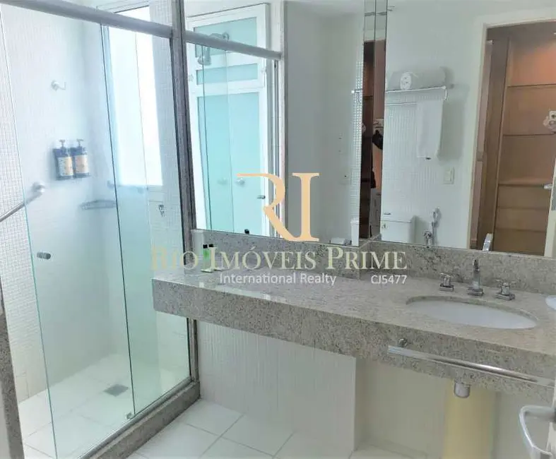 Loft / Flat com 1 quarto à venda, 157m2 em Macae - RJ - imagem 7 Foto 7 de Loft / Flat com 1 quarto à venda, 157m2 em Macae - RJ