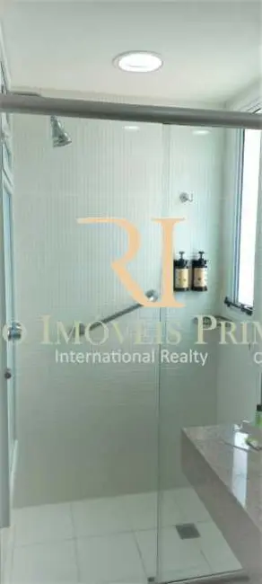 Loft / Flat com 1 quarto à venda, 157m2 em Macae - RJ - imagem 8 Foto 8 de Loft / Flat com 1 quarto à venda, 157m2 em Macae - RJ