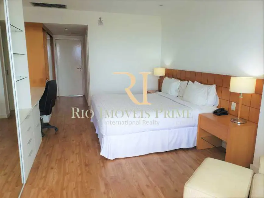 Loft / Flat com 1 quarto à venda, 157m2 em Macae - RJ - imagem 3 Foto 3 de Loft / Flat com 1 quarto à venda, 157m2 em Macae - RJ