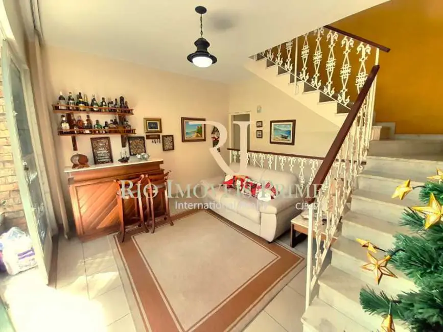 Foto 3 de Casa com 3 quartos à venda, 204m2 em Rio De Janeiro - RJ