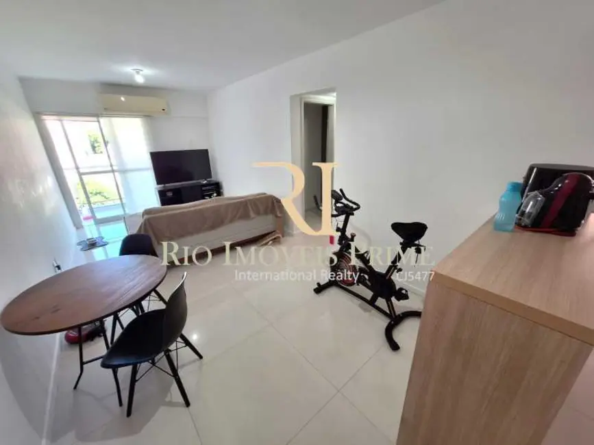 Foto 3 de Apartamento com 2 quartos à venda, 74m2 em Rio De Janeiro - RJ