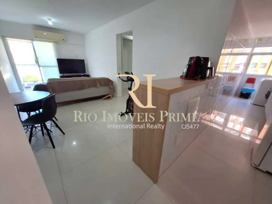 Foto 5 de Apartamento com 2 quartos à venda, 74m2 em Rio De Janeiro - RJ