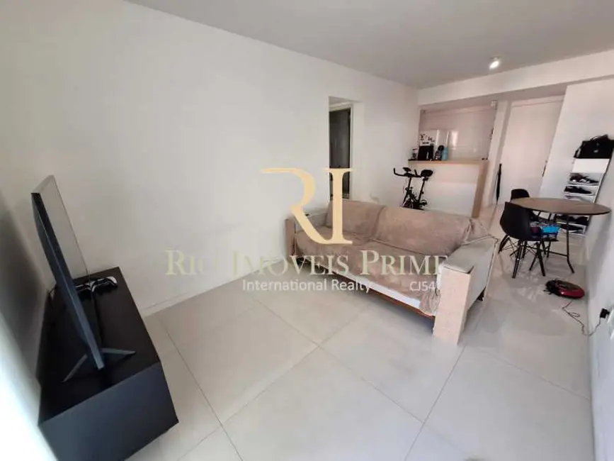 Foto 4 de Apartamento com 2 quartos à venda, 74m2 em Rio De Janeiro - RJ