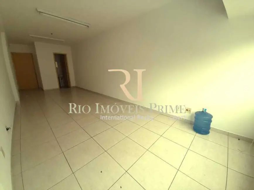 Sala Comercial à venda, 28m2 em Rio De Janeiro - RJ - imagem 5 Foto 5 de Sala Comercial à venda, 28m2 em Rio De Janeiro - RJ