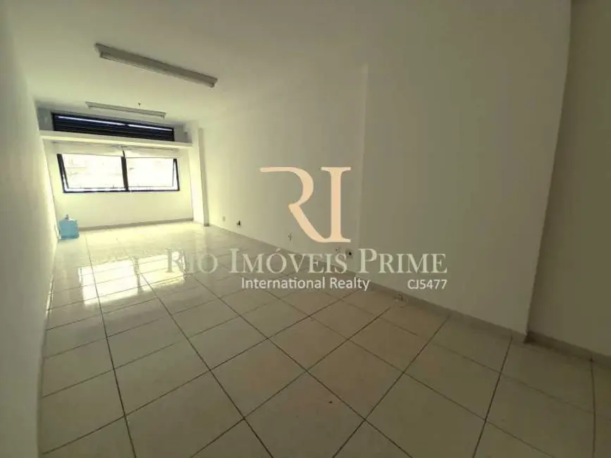 Foto 2 de Sala Comercial à venda, 28m2 em Rio De Janeiro - RJ