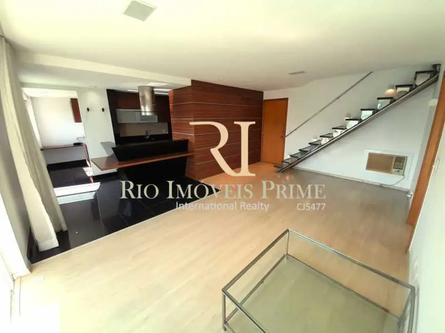 Cobertura com 2 quartos à venda, 191m2 em Rio De Janeiro - RJ - imagem 4 Foto 4 de Cobertura com 2 quartos à venda, 191m2 em Rio De Janeiro - RJ
