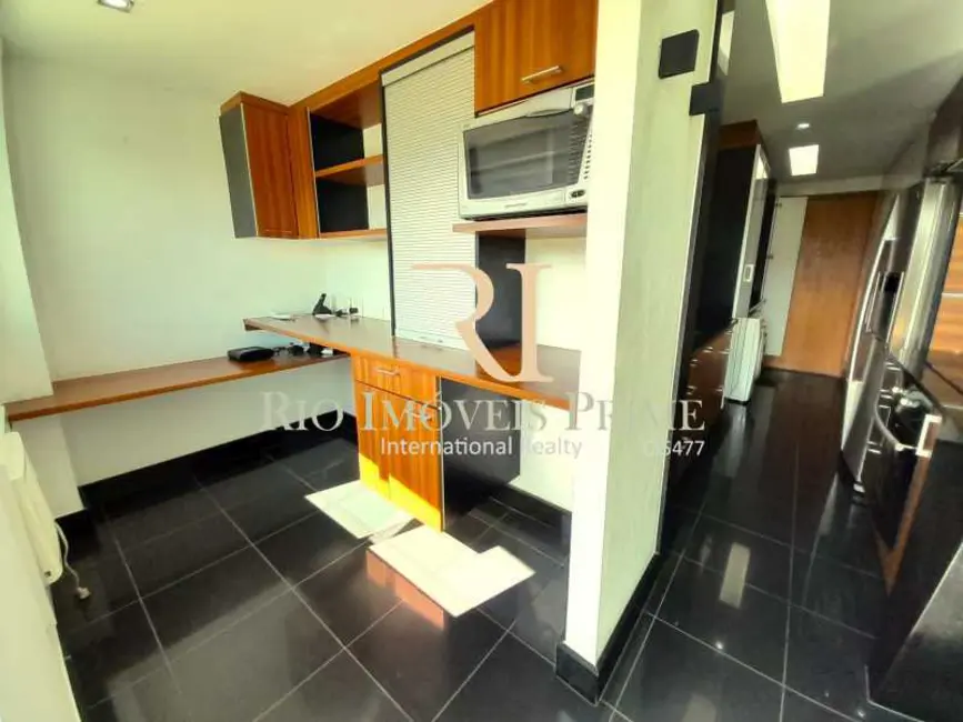 Cobertura com 2 quartos à venda, 191m2 em Rio De Janeiro - RJ - imagem 9 Foto 9 de Cobertura com 2 quartos à venda, 191m2 em Rio De Janeiro - RJ