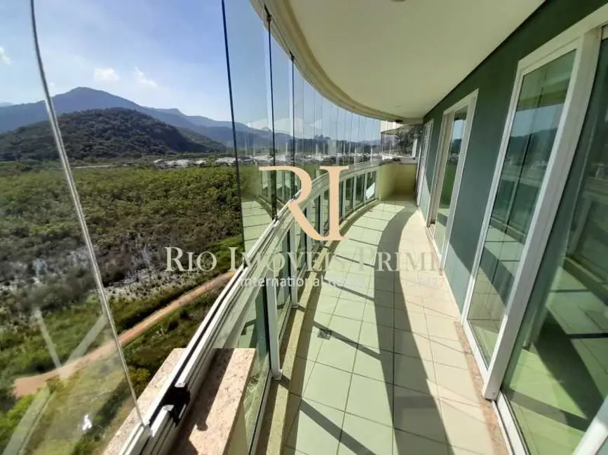 Cobertura com 2 quartos à venda, 191m2 em Rio De Janeiro - RJ - imagem 2 Foto 2 de Cobertura com 2 quartos à venda, 191m2 em Rio De Janeiro - RJ