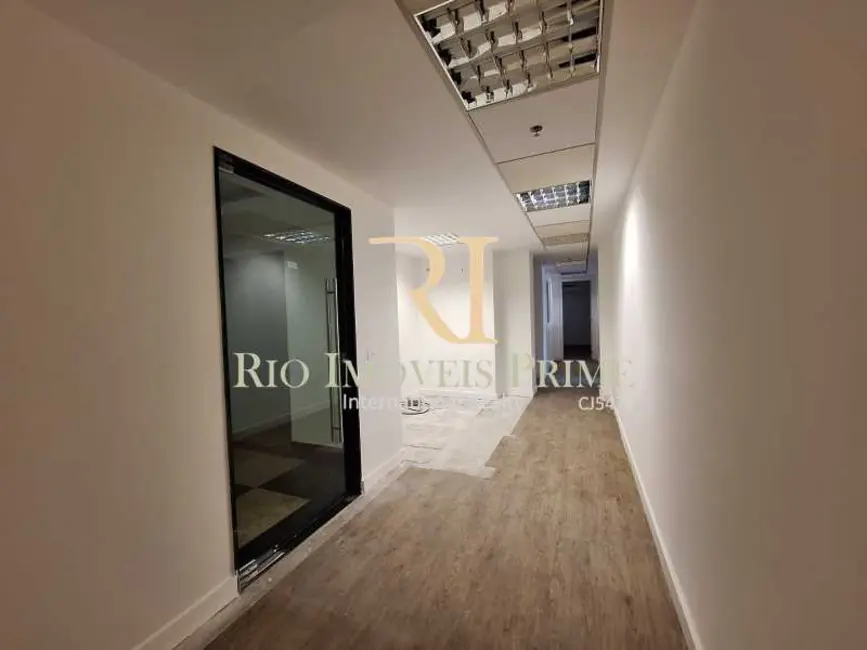 Foto 4 de Sala Comercial para alugar, 200m2 em Rio De Janeiro - RJ