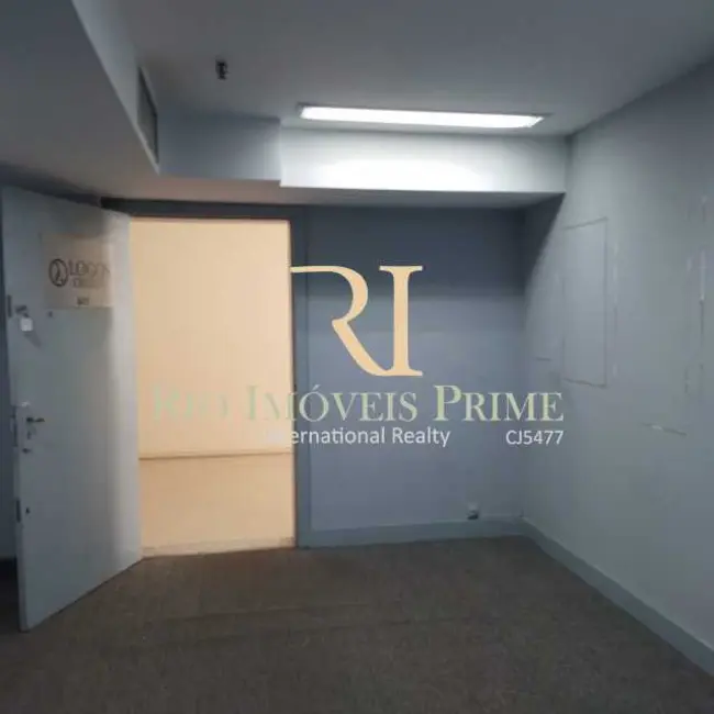 Foto 4 de Sala Comercial à venda, 200m2 em Rio De Janeiro - RJ