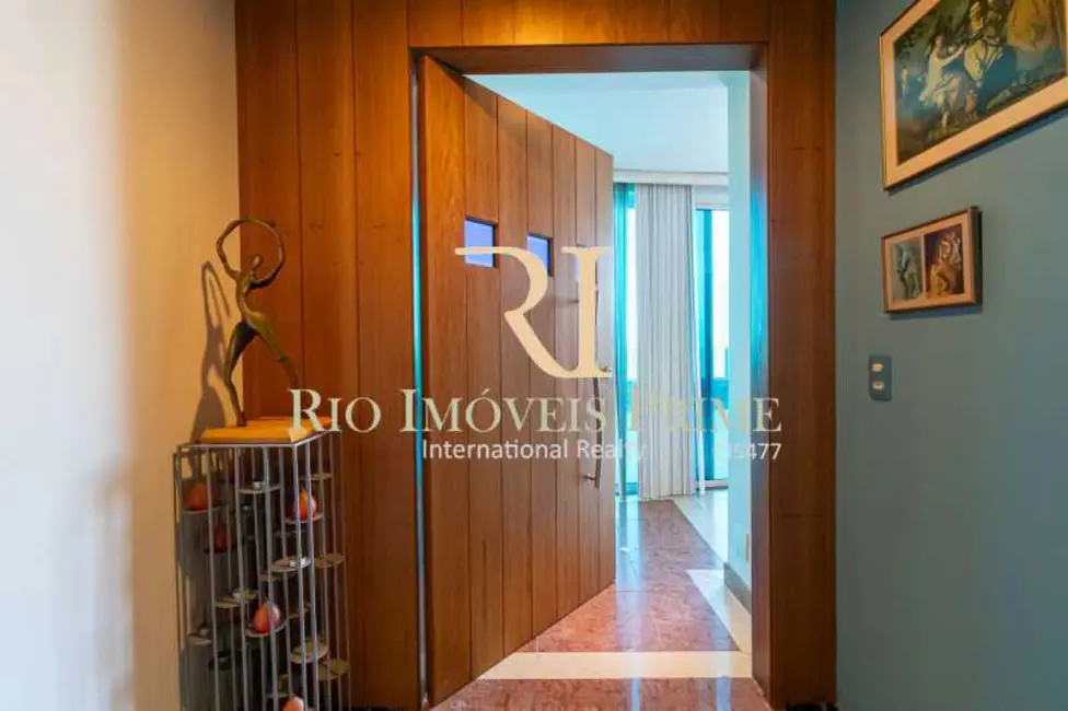 Foto 2 de Cobertura com 4 quartos à venda, 425m2 em Rio De Janeiro - RJ