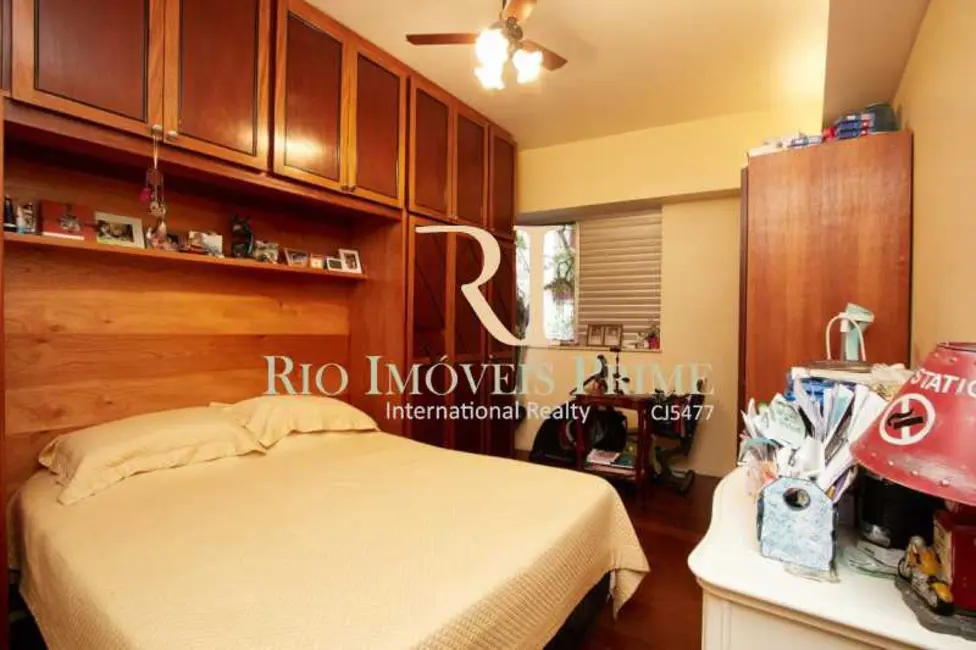 Foto 6 de Apartamento com 4 quartos à venda, 160m2 em Rio De Janeiro - RJ