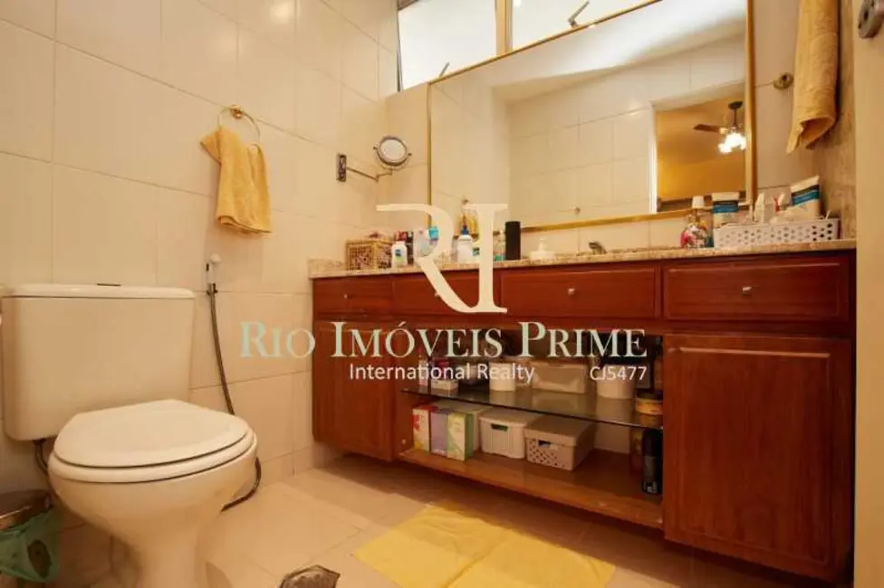 Foto 8 de Apartamento com 4 quartos à venda, 160m2 em Rio De Janeiro - RJ