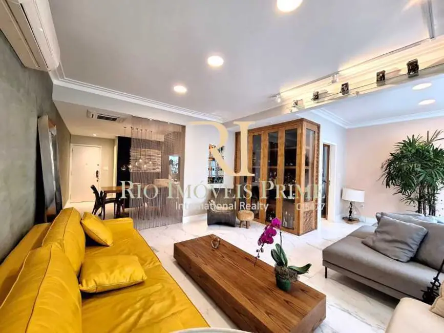 Foto 2 de Apartamento com 2 quartos à venda, 118m2 em Rio De Janeiro - RJ