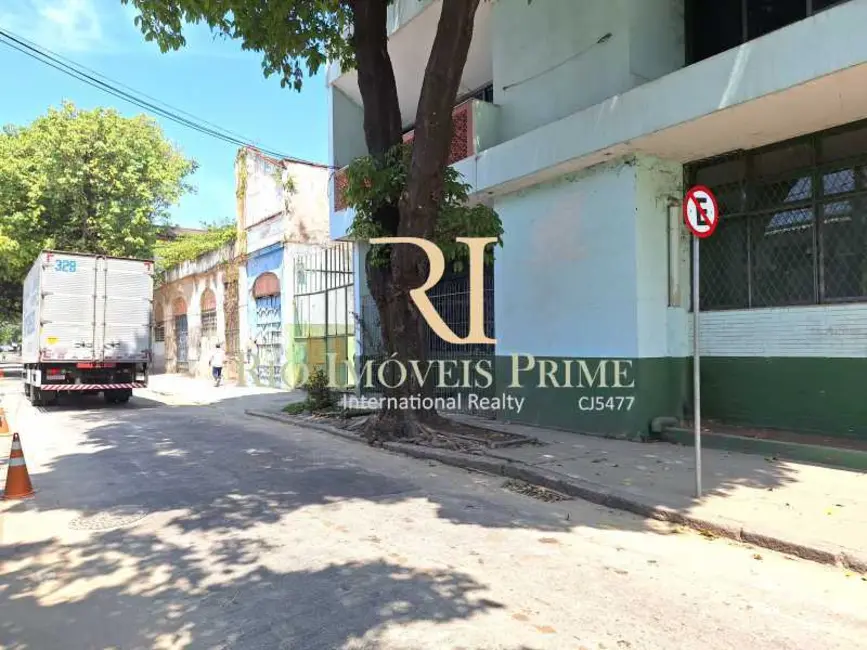 Armazém / Galpão para alugar, 3700m2 em Rio De Janeiro - RJ - imagem 3 Foto 3 de Armazém / Galpão para alugar, 3700m2 em Rio De Janeiro - RJ