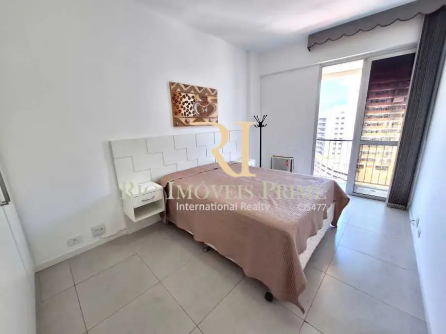 Loft / Flat com 1 quarto à venda, 51m2 em Rio De Janeiro - RJ - imagem 8 Foto 8 de Loft / Flat com 1 quarto à venda, 51m2 em Rio De Janeiro - RJ