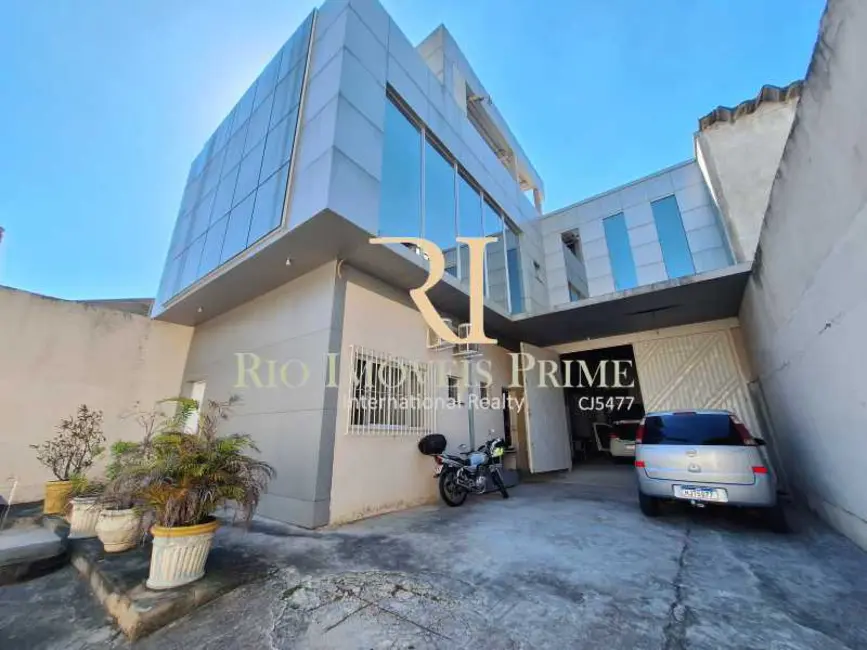 Armazém / Galpão à venda, 750m2 em Rio De Janeiro - RJ - imagem 3 Foto 3 de Armazém / Galpão à venda, 750m2 em Rio De Janeiro - RJ