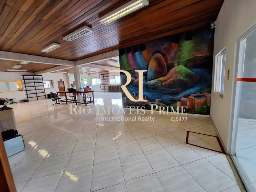 Armazém / Galpão para alugar, 1020m2 em Rio De Janeiro - RJ - imagem 3 Foto 3 de Armazém / Galpão para alugar, 1020m2 em Rio De Janeiro - RJ