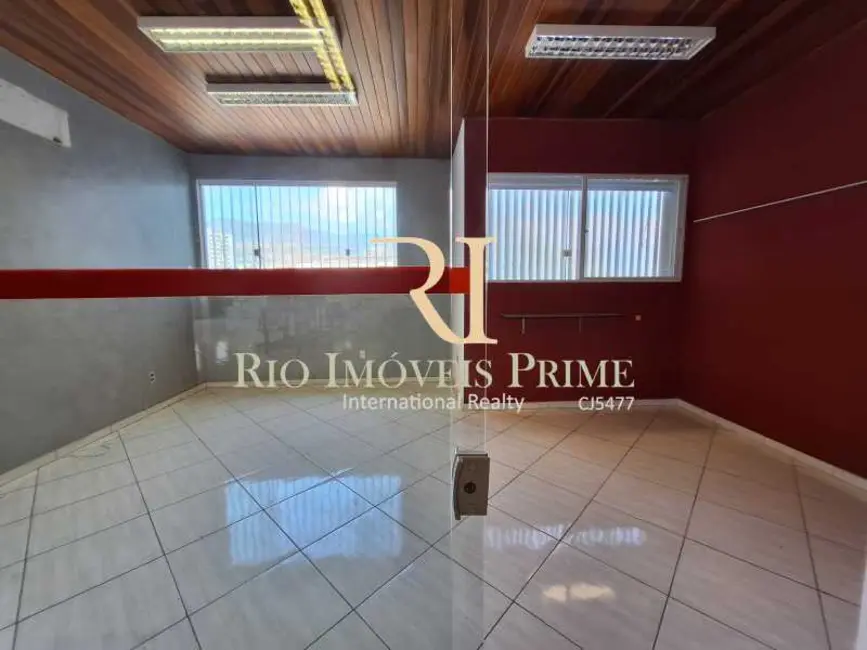 Armazém / Galpão para alugar, 1020m2 em Rio De Janeiro - RJ - imagem 6 Foto 6 de Armazém / Galpão para alugar, 1020m2 em Rio De Janeiro - RJ