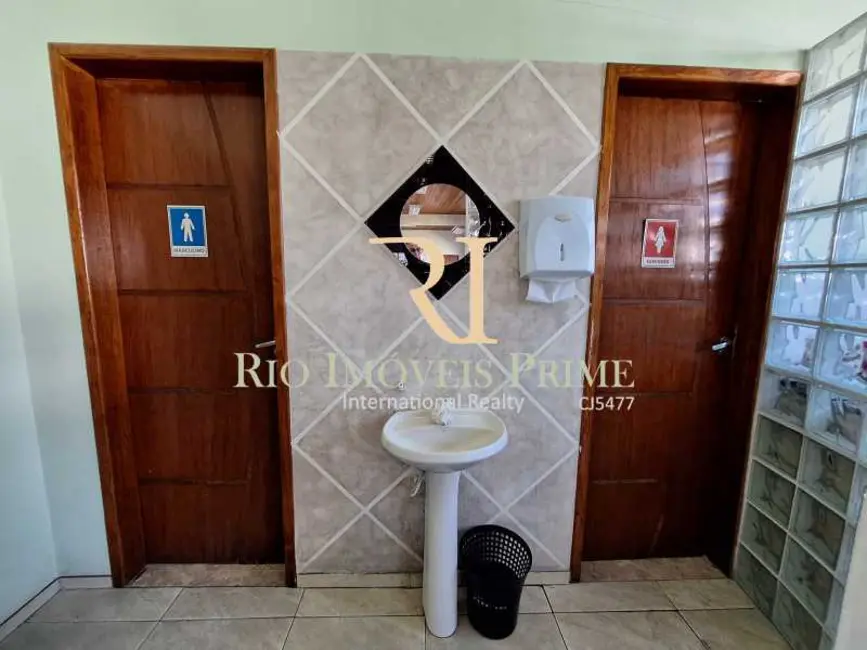 Armazém / Galpão para alugar, 1020m2 em Rio De Janeiro - RJ - imagem 8 Foto 8 de Armazém / Galpão para alugar, 1020m2 em Rio De Janeiro - RJ