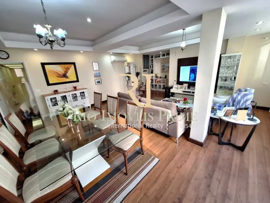 Foto 3 de Apartamento com 3 quartos à venda, 155m2 em Rio De Janeiro - RJ