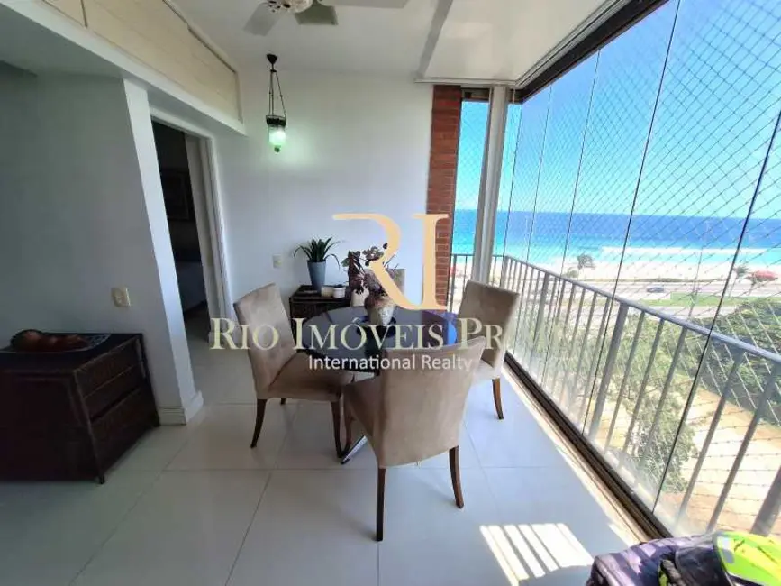 Foto 2 de Loft / Flat com 2 quartos à venda e para alugar, 89m2 em Rio De Janeiro - RJ