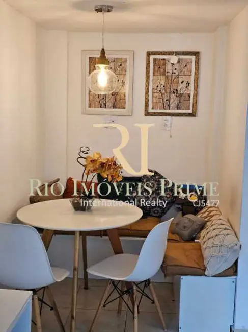 Casa de Condomínio com 2 quartos à venda, 110m2 em Rio De Janeiro - RJ - imagem 5 Foto 5 de Casa de Condomínio com 2 quartos à venda, 110m2 em Rio De Janeiro - RJ