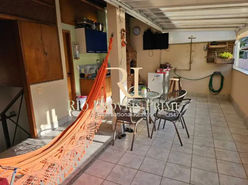 Casa de Condomínio com 2 quartos à venda, 110m2 em Rio De Janeiro - RJ - imagem 6 Foto 6 de Casa de Condomínio com 2 quartos à venda, 110m2 em Rio De Janeiro - RJ