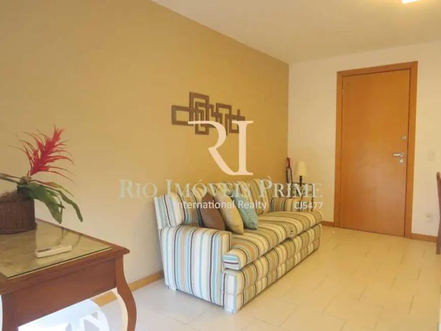 Foto 4 de Loft / Flat com 1 quarto à venda, 35m2 em Rio De Janeiro - RJ