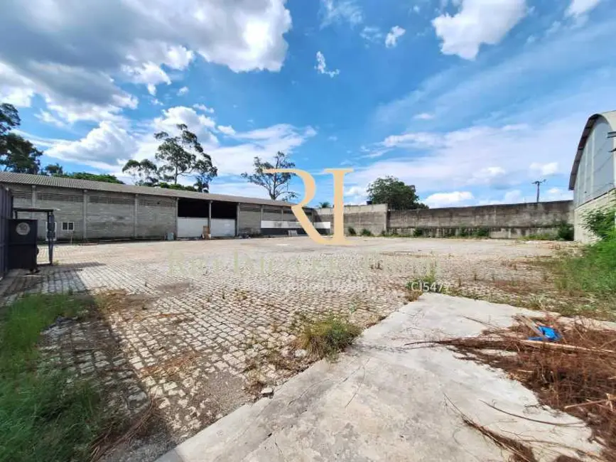 Foto 1 de Armazém / Galpão para alugar, 2715m2 em Mesquita, RJ