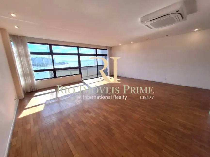 Foto 3 de Apartamento com 3 quartos à venda, 215m2 em Rio De Janeiro - RJ