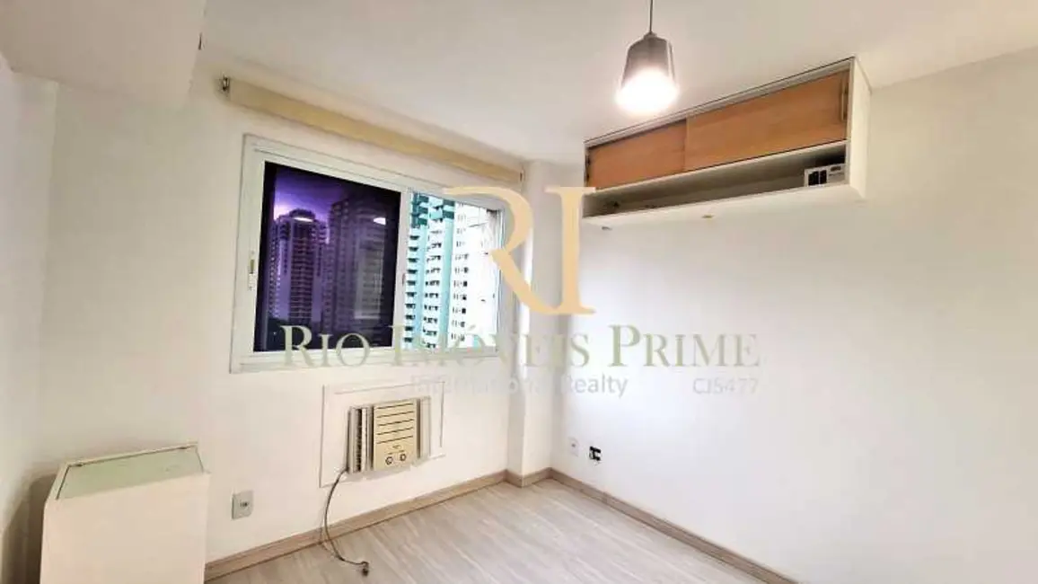 Apartamento com 2 quartos para alugar, 63m2 em Rio De Janeiro - RJ - imagem 8 Foto 8 de Apartamento com 2 quartos para alugar, 63m2 em Rio De Janeiro - RJ