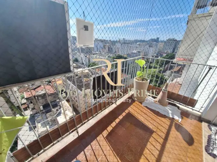 Foto 2 de Apartamento com 2 quartos à venda, 75m2 em Rio De Janeiro - RJ