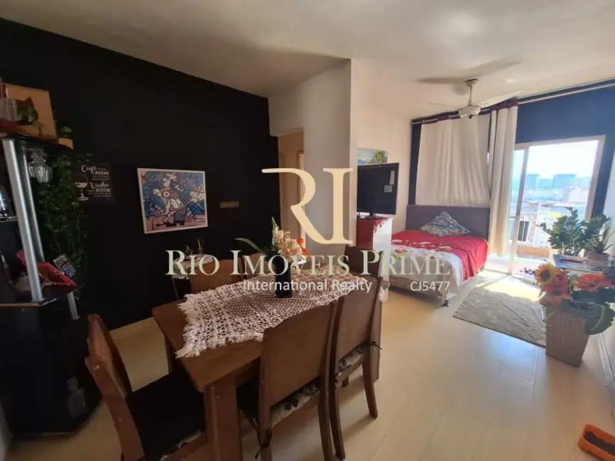 Foto 3 de Apartamento com 2 quartos à venda, 75m2 em Rio De Janeiro - RJ