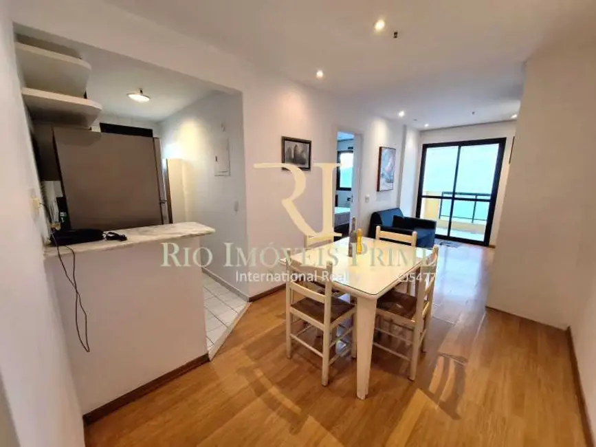 Foto 3 de Loft / Flat com 1 quarto à venda, 44m2 em Rio De Janeiro - RJ