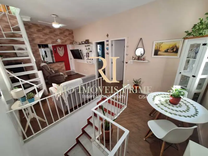 Casa de Vila com 2 quartos à venda, 60m2 em Rio De Janeiro - RJ - imagem 3 Foto 3 de Casa de Vila com 2 quartos à venda, 60m2 em Rio De Janeiro - RJ