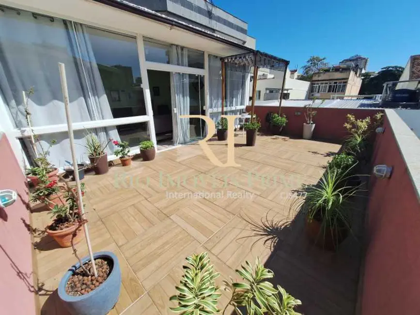Foto 1 de Casa de Vila com 2 quartos à venda, 60m2 em Rio De Janeiro - RJ
