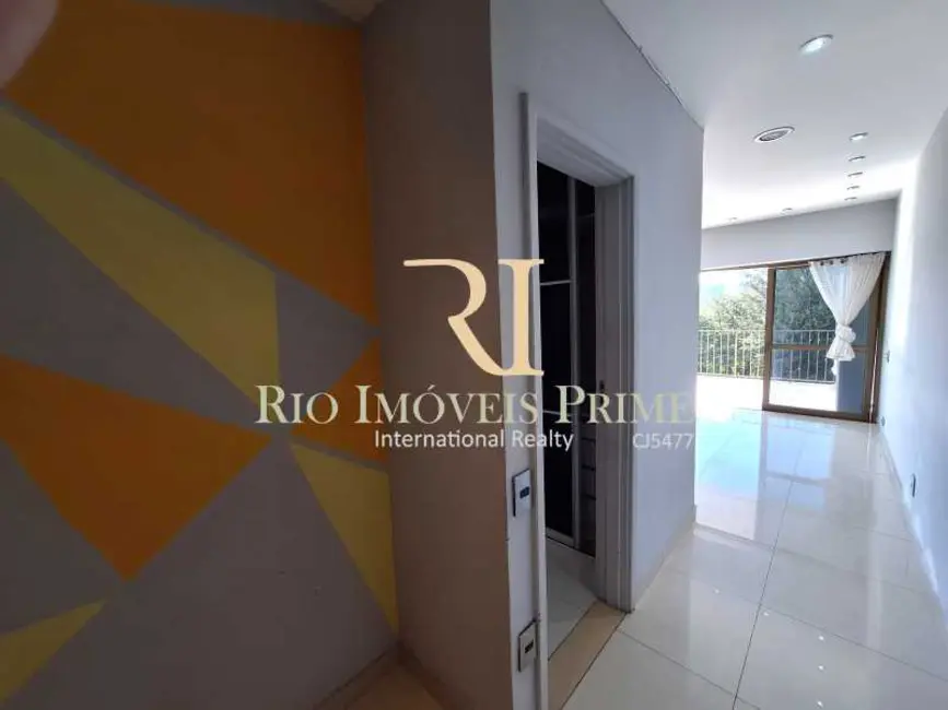 Loft / Flat com 2 quartos à venda, 90m2 em Rio De Janeiro - RJ - imagem 2 Foto 2 de Loft / Flat com 2 quartos à venda, 90m2 em Rio De Janeiro - RJ