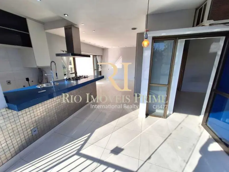 Loft / Flat com 2 quartos à venda, 90m2 em Rio De Janeiro - RJ - imagem 8 Foto 8 de Loft / Flat com 2 quartos à venda, 90m2 em Rio De Janeiro - RJ